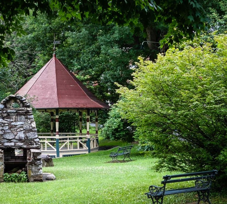 harpers-ferry-childrens-park-photo